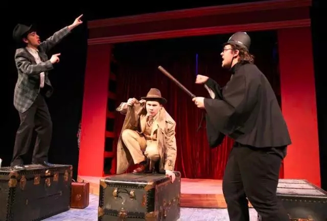 查密納德預(yù)備中學16.webp.jpg 查密納德預(yù)備中學16.webp.jpg