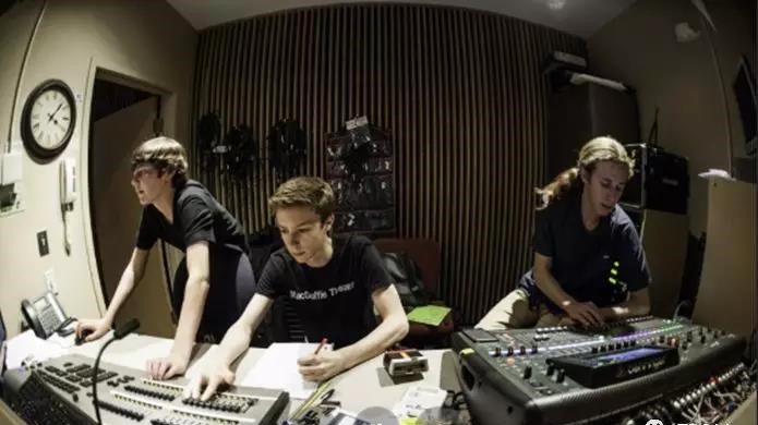 微信圖片_20181101151111.jpg 微信圖片_20181101151111.jpg