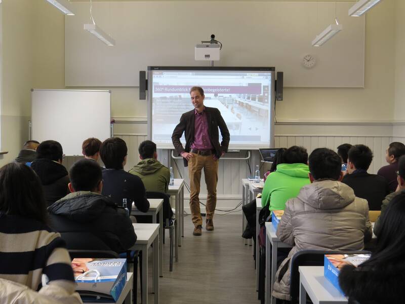 12 (1).jpg 12 (1).jpg