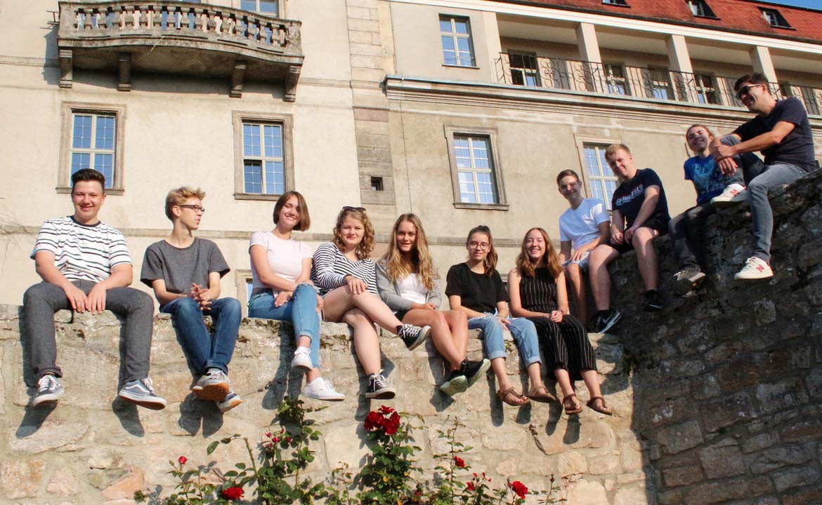 比伯斯坦王宮高級(jí)文理中學(xué)-0002.jpg 比伯斯坦王宮高級(jí)文理中學(xué)-0002.jpg