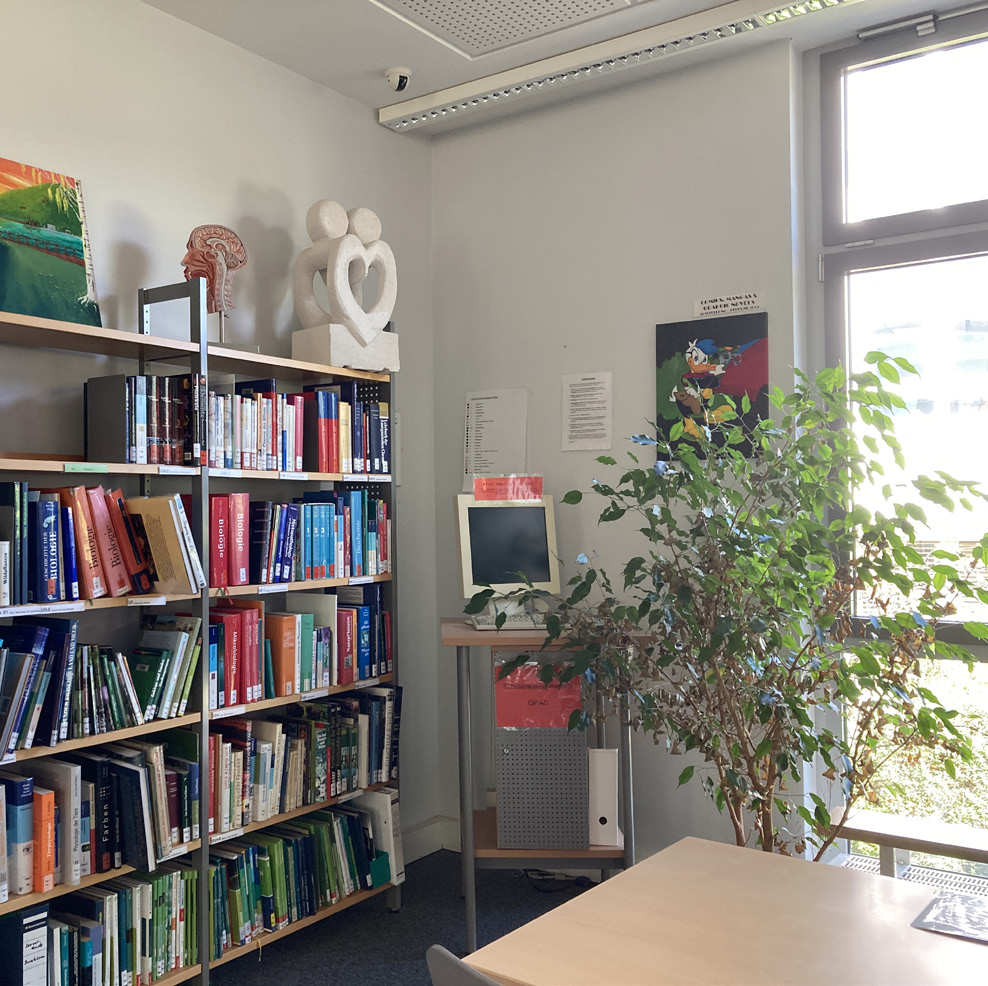 柯尼希斯溫特文理中學(xué)-0007.jpg 柯尼希斯溫特文理中學(xué)-0007.jpg